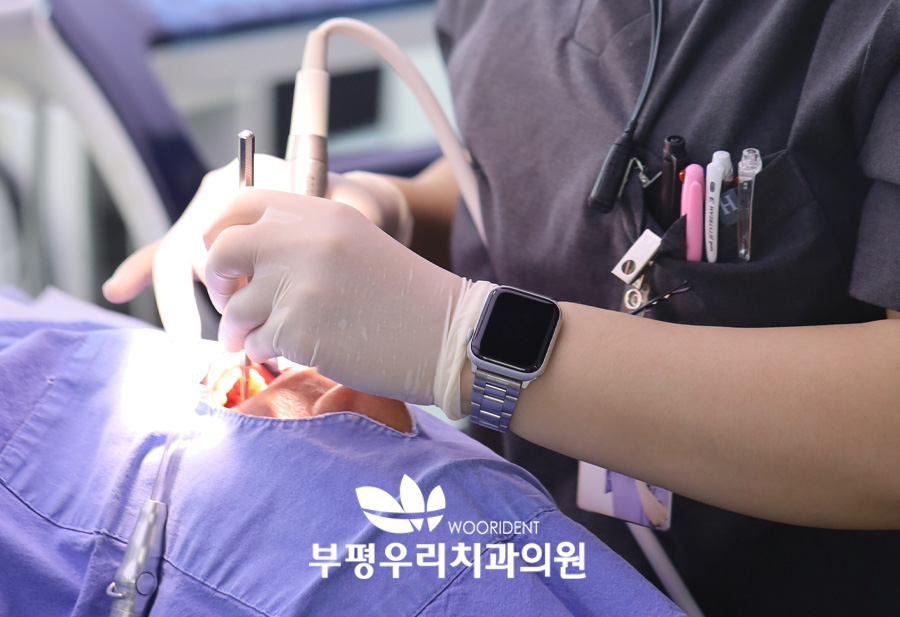 사랑니발치시기를 놓쳤을 때 생기는 문제들